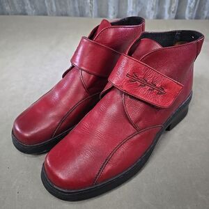 Josef Seibel Boots US 9 EU 40 Burgundy Leather Hook and loop Ankle Comfort Sole